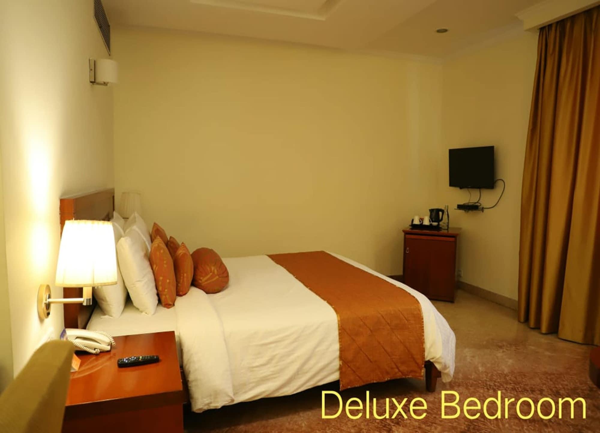 Royal Sarovar Portico Siliguri Exterior photo