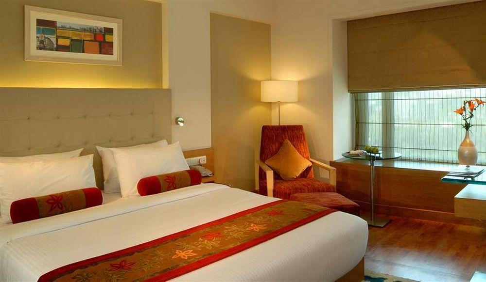 Royal Sarovar Portico Siliguri Exterior photo
