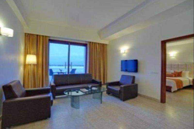 Royal Sarovar Portico Siliguri Exterior photo