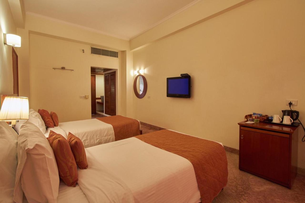 Royal Sarovar Portico Siliguri Exterior photo