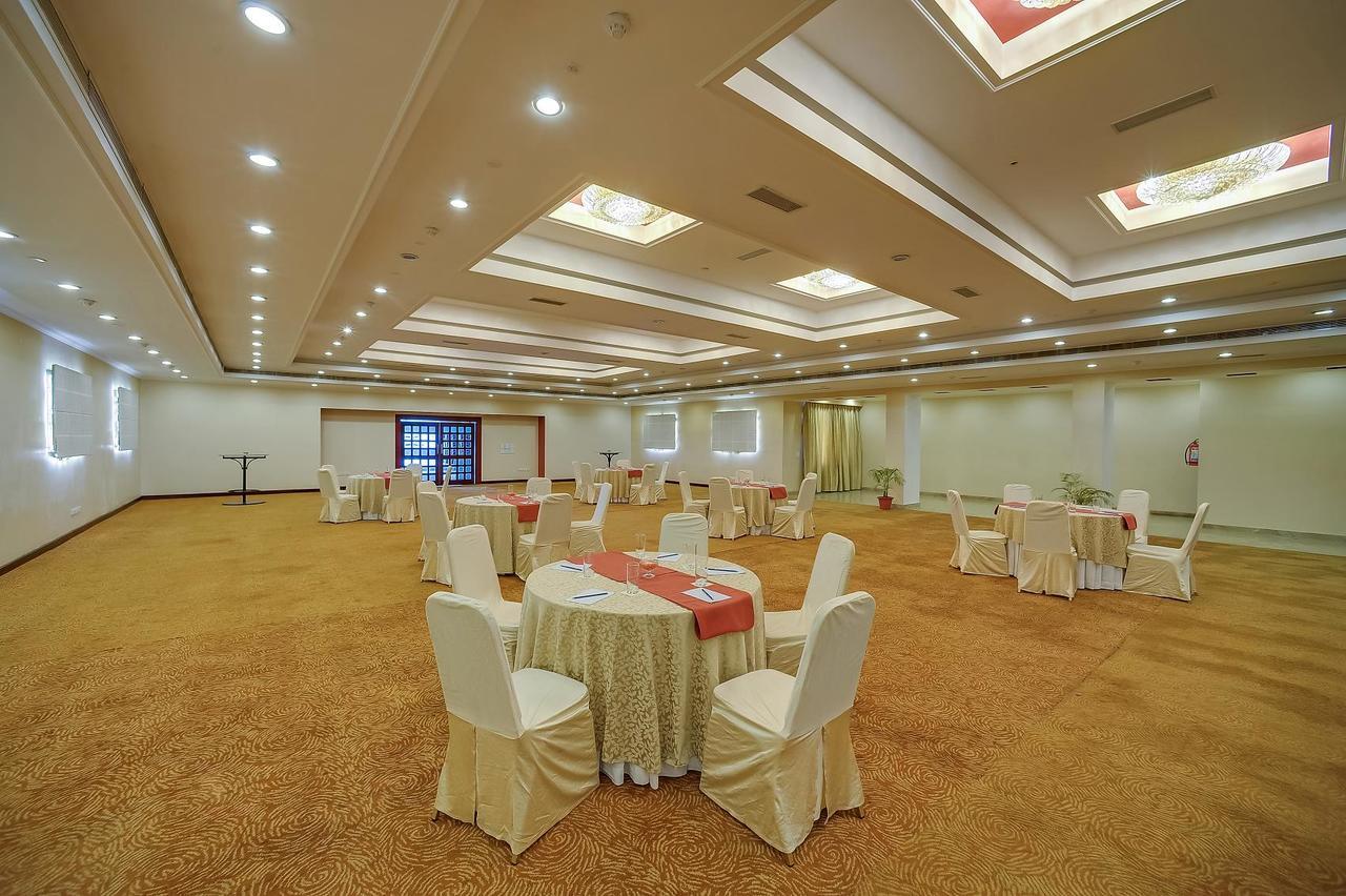 Royal Sarovar Portico Siliguri Exterior photo
