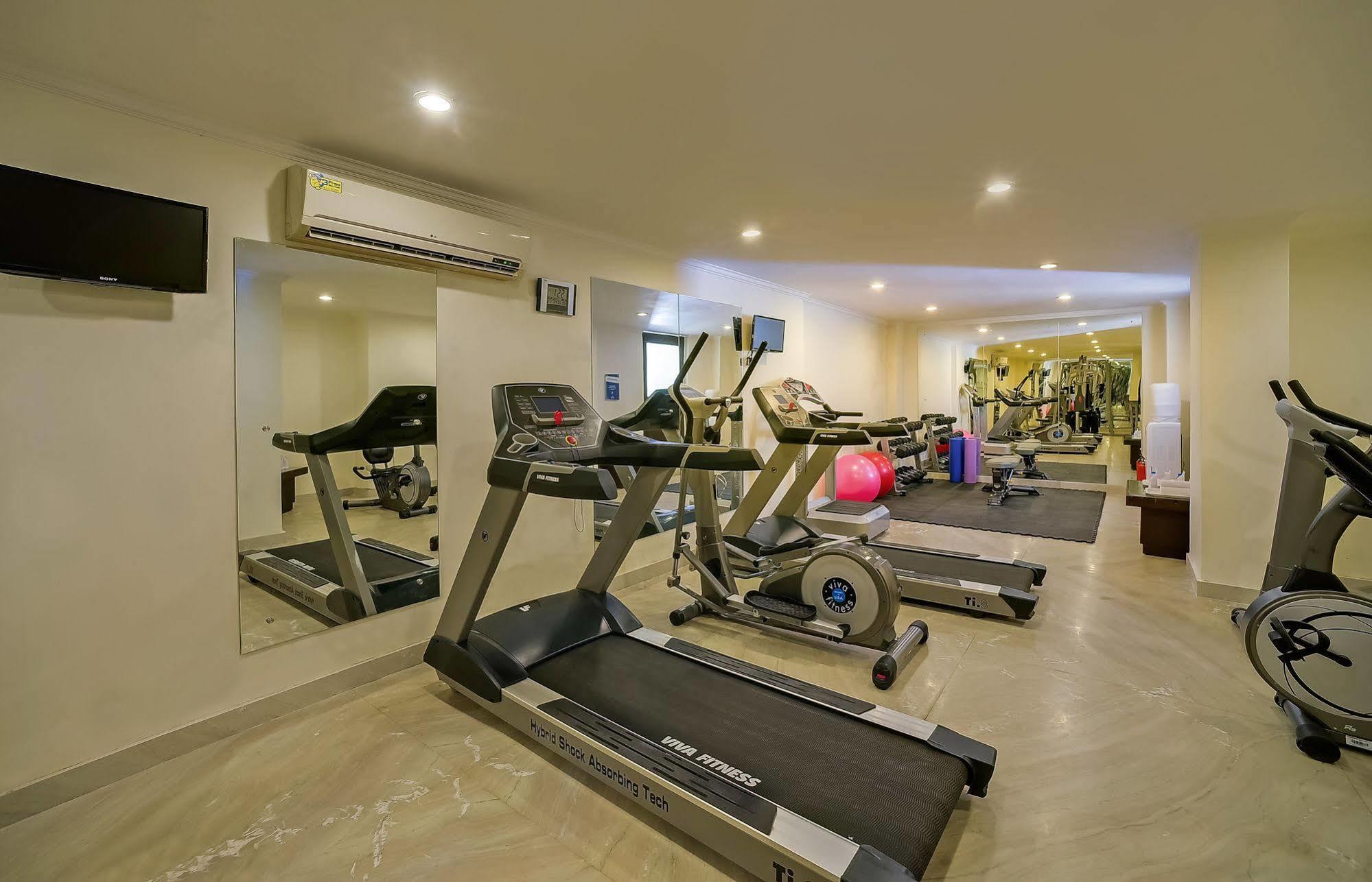 Royal Sarovar Portico Siliguri Exterior photo